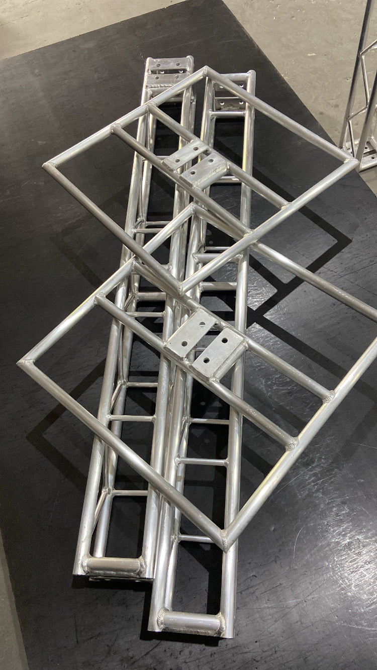 Metalica estruturas em aluminio (1)
